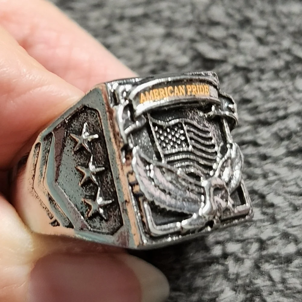 American Pride Men's Ring Silvertone